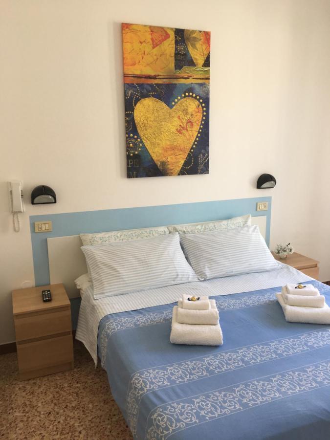Hotel Villa Rinaldini Rimini Eksteriør billede