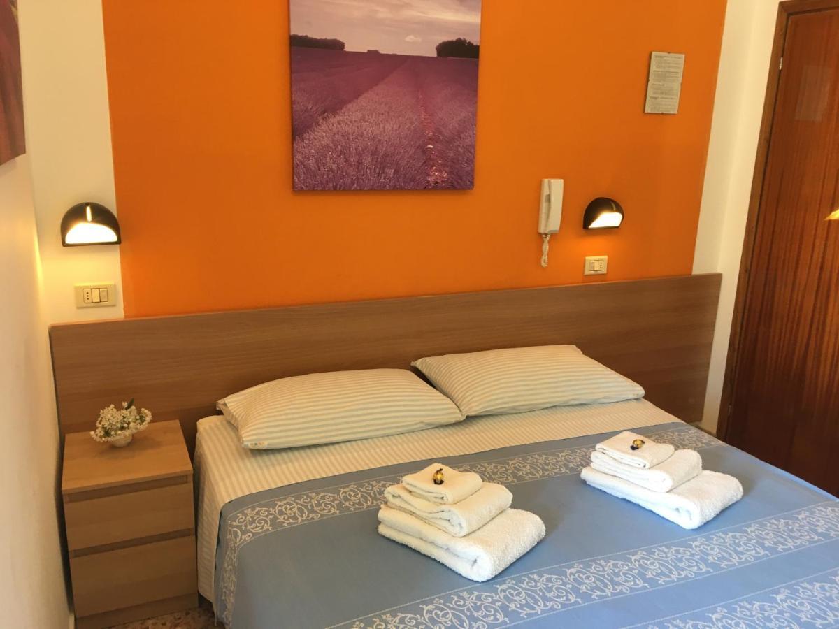 Hotel Villa Rinaldini Rimini Eksteriør billede